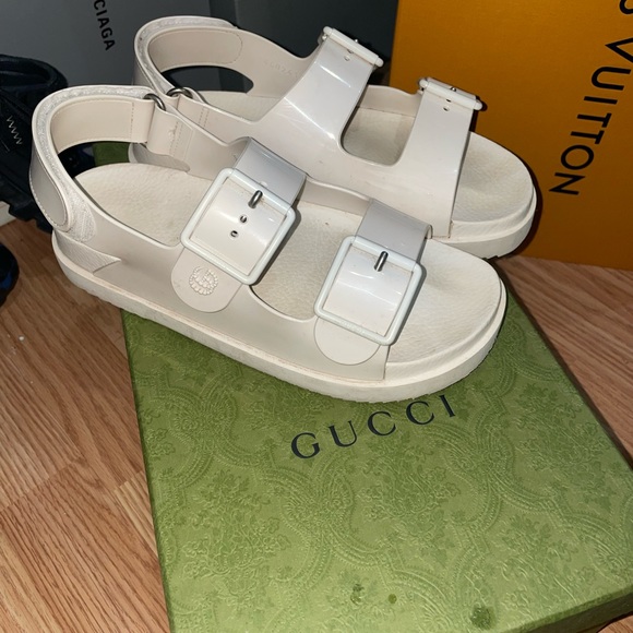 Gucci Sandals - Picture 2 of 4